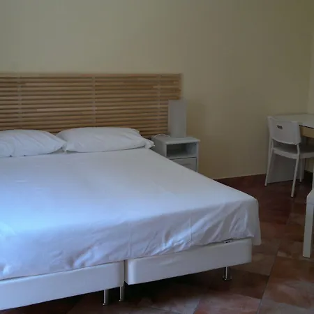 Iblea Paradise 4* ラグーザ