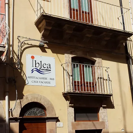 ベッド・アンド・ブレックファスト Iblea Paradise